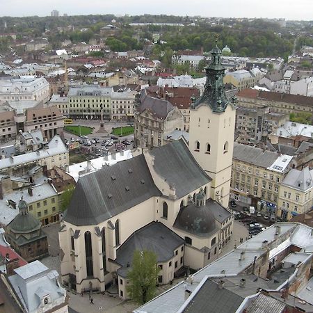 Апартаменти Lviv Hollidays Galytska Екстер'єр фото