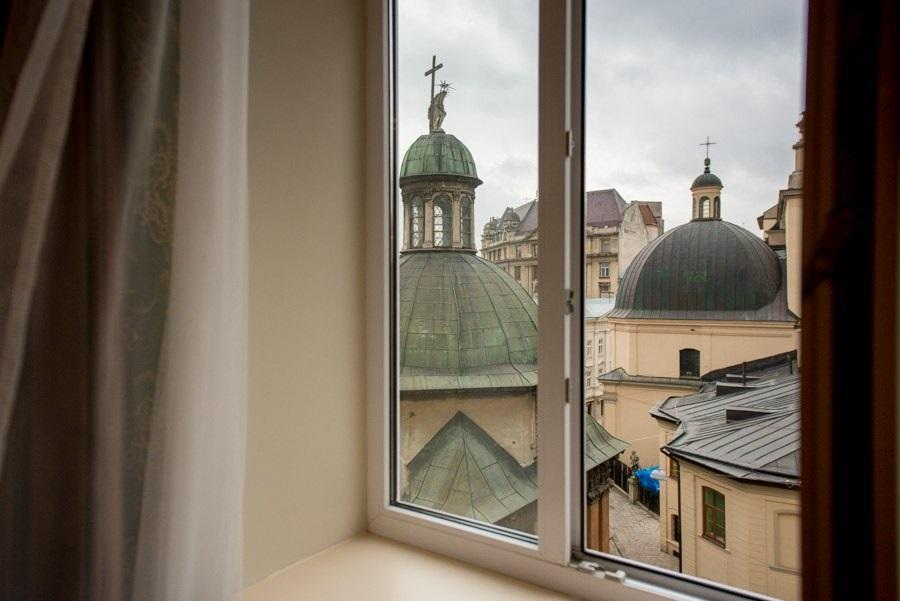 Апартаменти Lviv Hollidays Galytska Екстер'єр фото