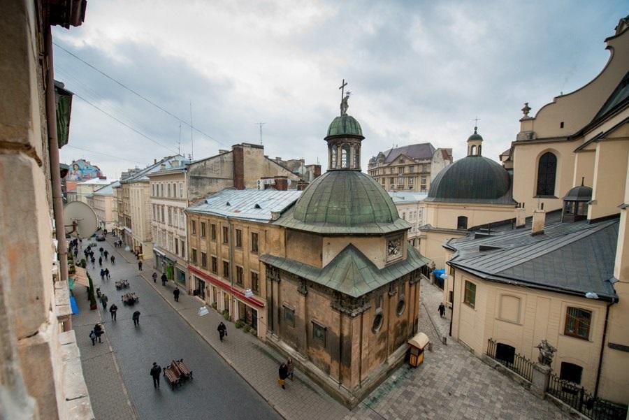 Апартаменти Lviv Hollidays Galytska Екстер'єр фото